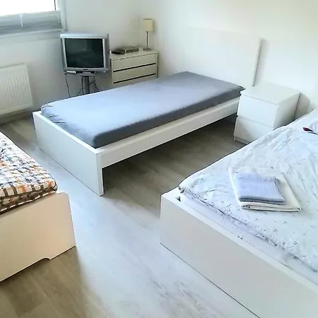 Appartement Wedemark-apartment-haus Fuer Bis Zu 24 Personen *