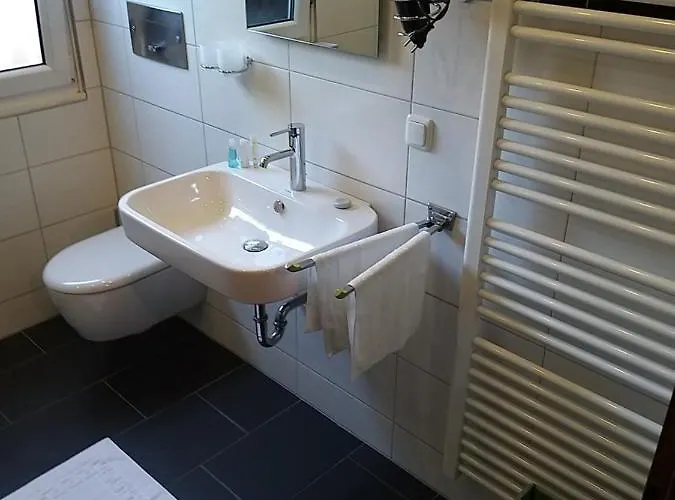 Wedemark-apartment-haus Fuer Bis Zu 24 Personen * Wedemark