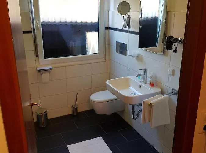 Wedemark-apartment-haus Fuer Bis Zu 24 Personen Lejlighed *