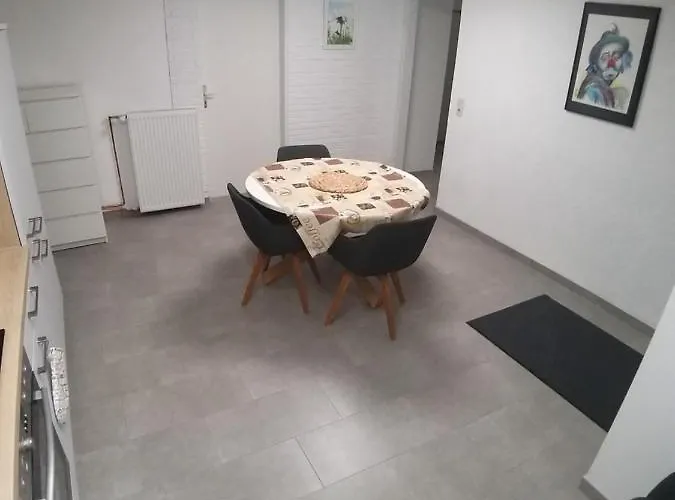Wedemark-apartment-haus Fuer Bis Zu 24 Personen Lejlighed Wedemark