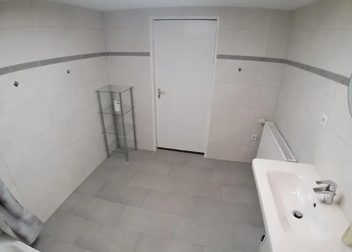 Wedemark-apartment-haus Fuer Bis Zu 24 Personen