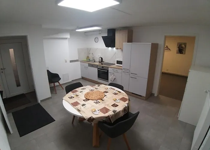 Lejlighed Wedemark-apartment-haus Fuer Bis Zu 24 Personen *