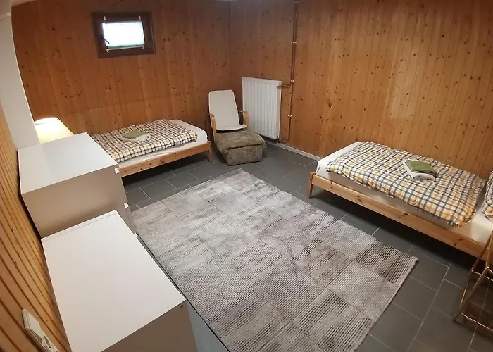 Wedemark-apartment-haus Fuer Bis Zu 24 Personen Lejlighed