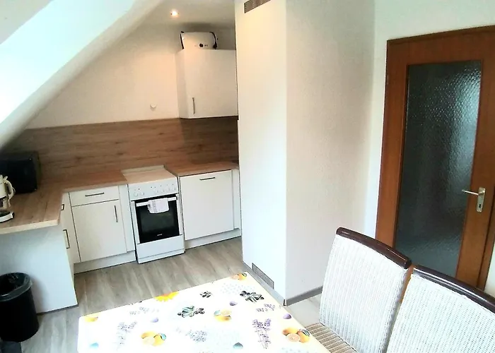 Wedemark-apartment-haus Fuer Bis Zu 24 Personen Lejlighed